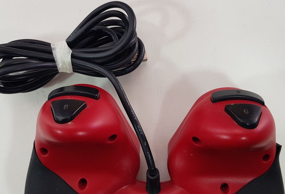 Джойстик Thrustmaster 360 Modena Upad Force PC Ferrari Racing