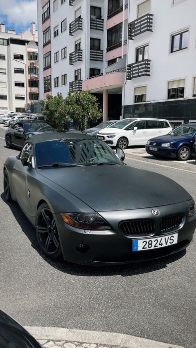 Vendo carro  Bmw Z4 2.5i  6 cilindros com 190CV com opcao de Gpl e gasolina