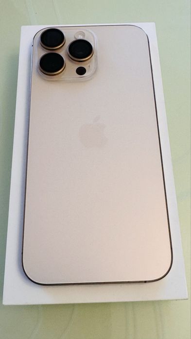 iPhone 16 Pro Max Desert Titanium 256 GB