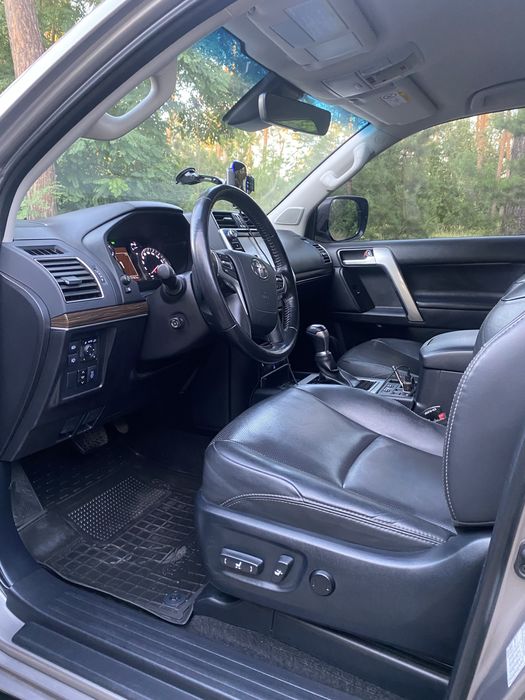 Toyota prado 150