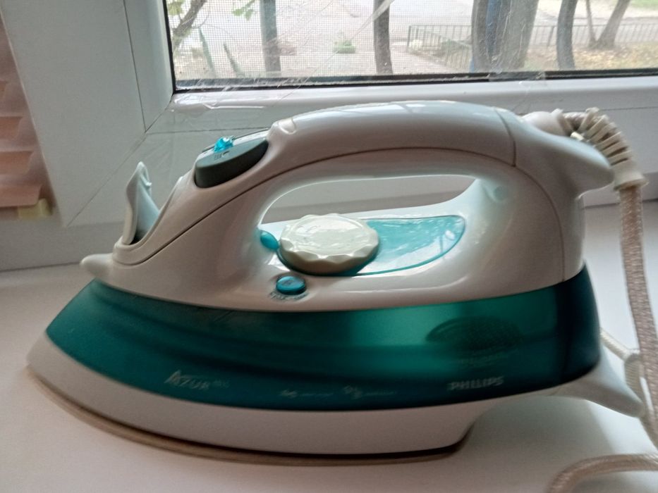 Утюг Philips Azur