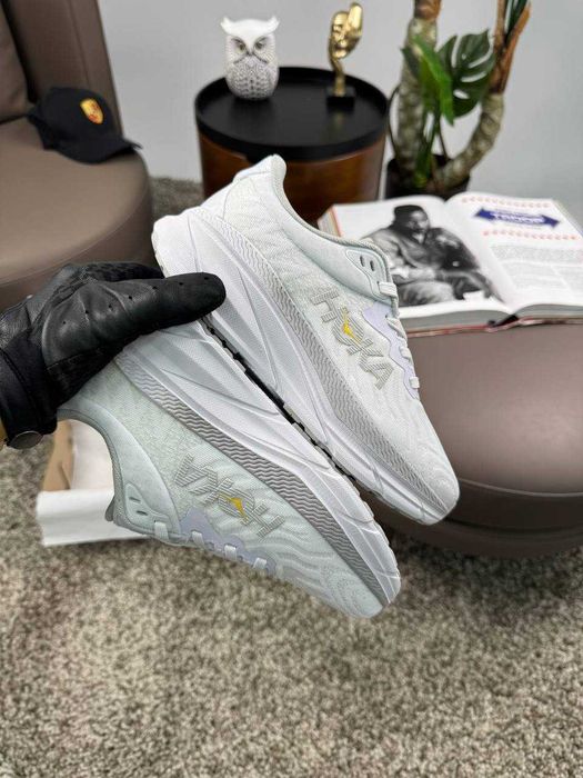 Жіночі кросівки хока HOKA Challenger ART 7 White Grey [37-41]