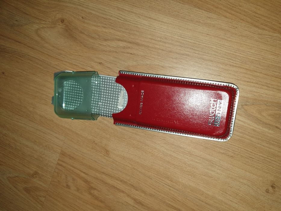 Vários relógios swatch