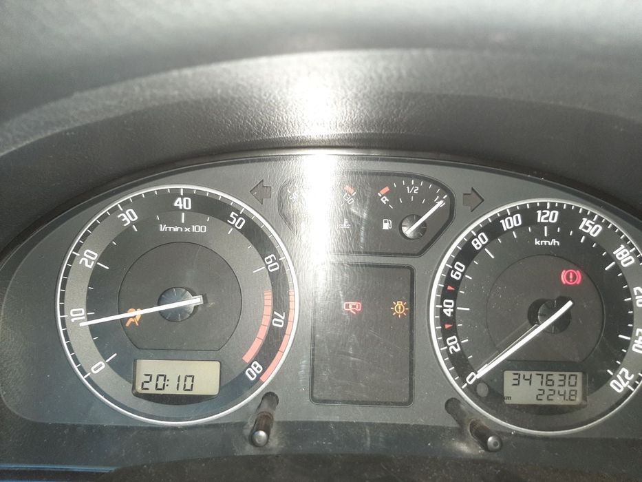 Продам авто. Шкода супер В   2008
