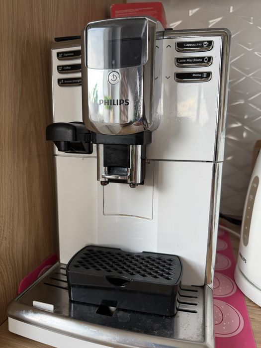Ekspres do kawy philips 5000 biały