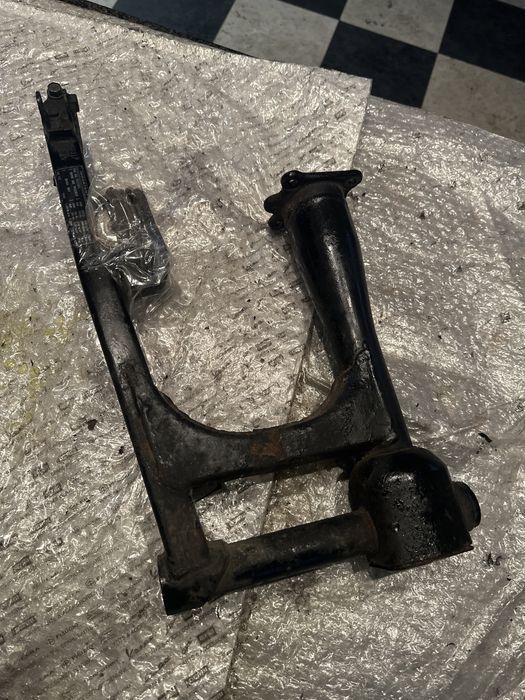 Wahacz Honda Shadow VT500 M348