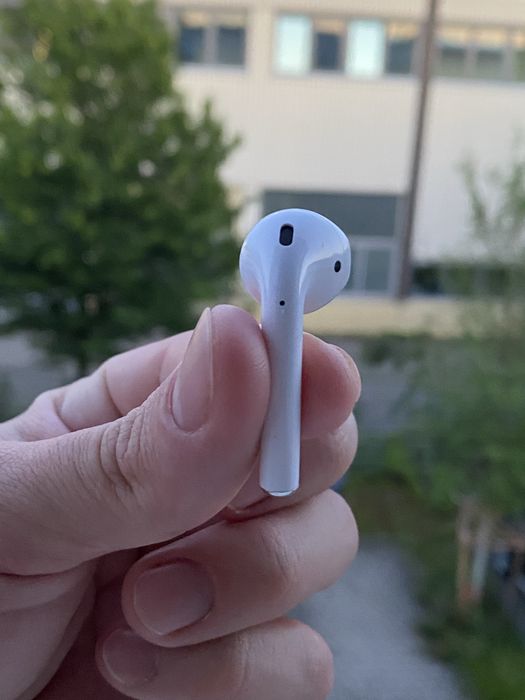 Правий AirPods 2 A2032 A2031 A1602 Ідеальний Стан