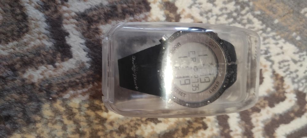 Продам часи нові