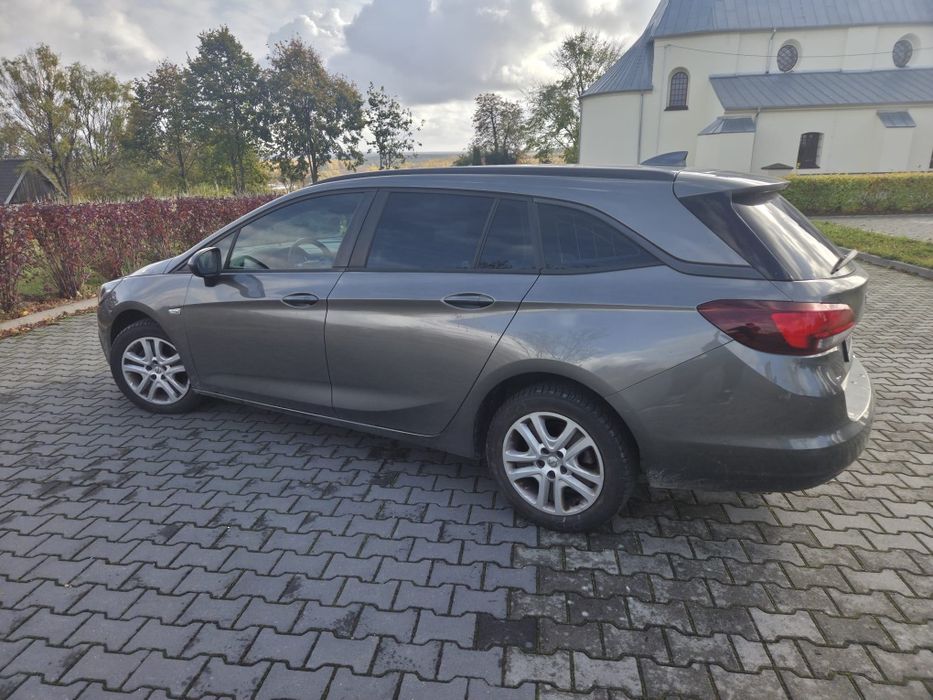 Opel Astra K 1.6 cdti  110KM