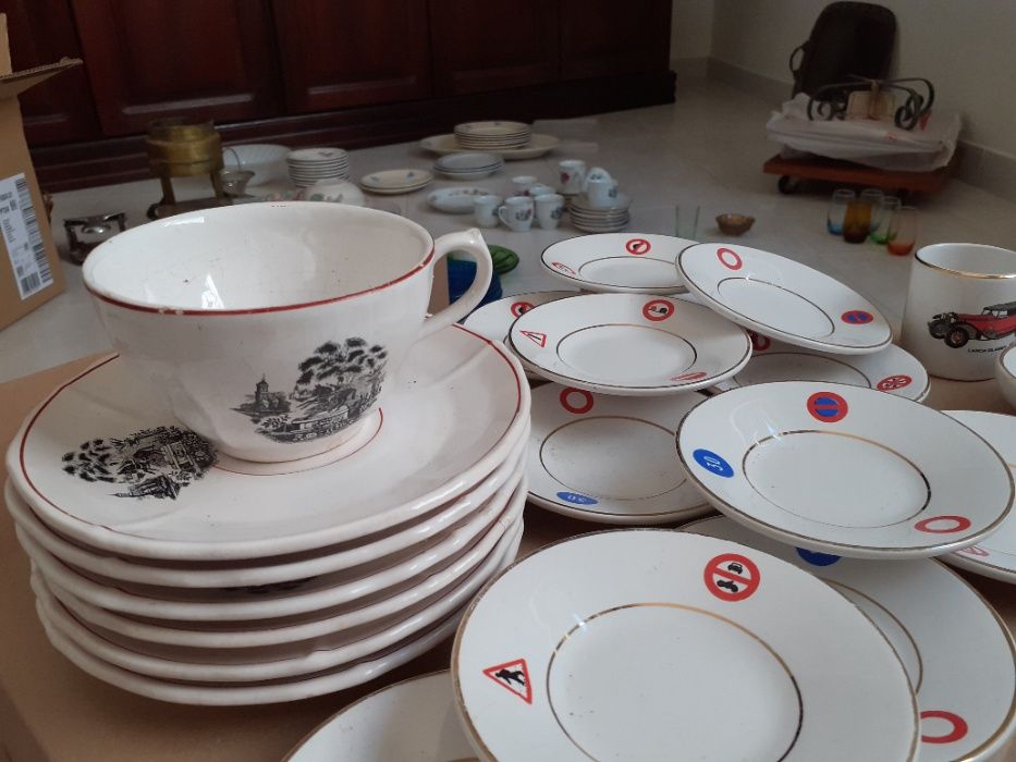 Loiças várias para desocupar
