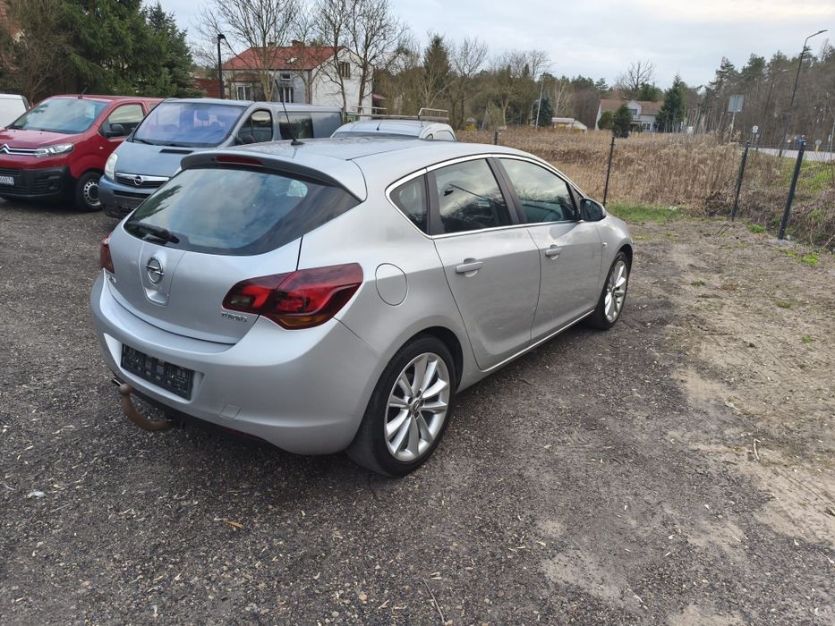 Opel Astra J 1.4 turbo 140km*Alu*klima*skóra*