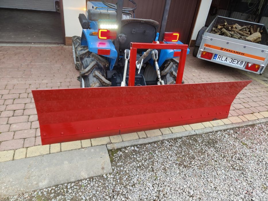 Traktorek japoński mitsubishi 1401d