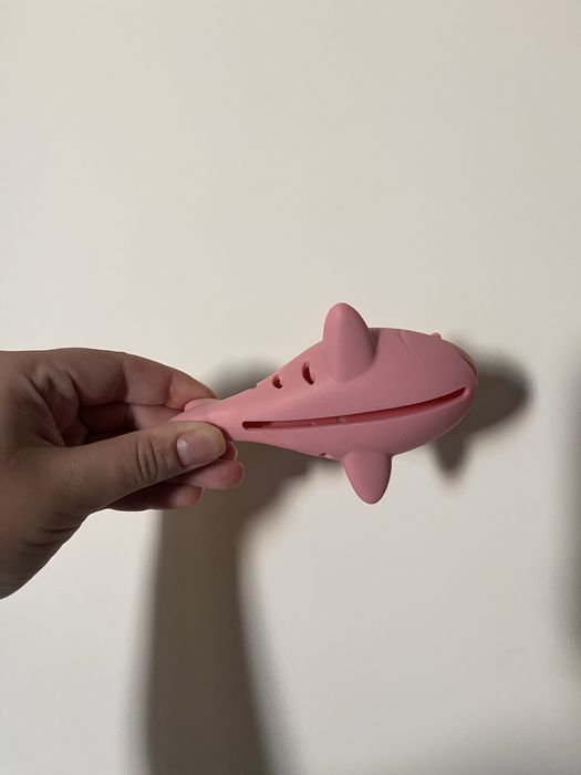 Розумна іграшка для тварин зі смаколиками кормом