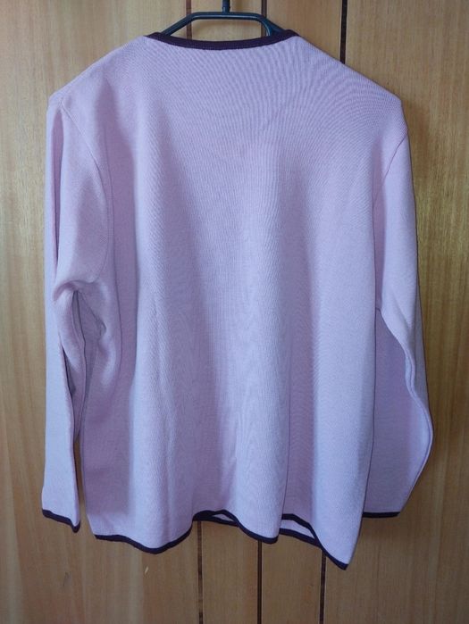 Blusa cor rosa seco