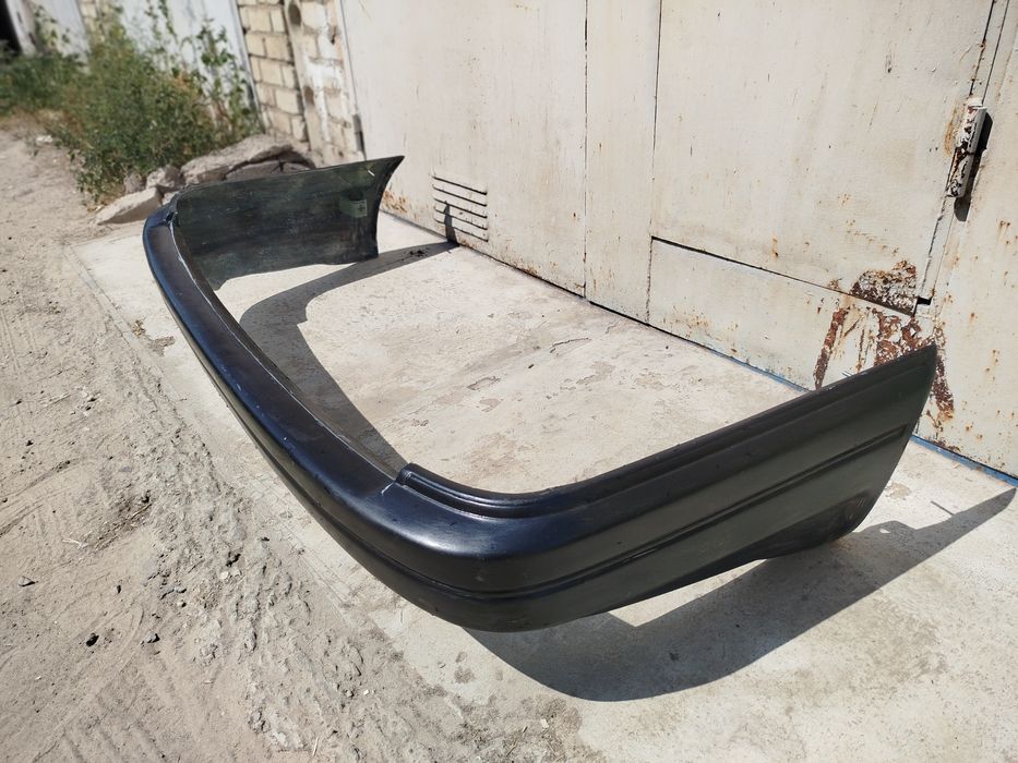 Бампер Форд Сиерра универсал новый