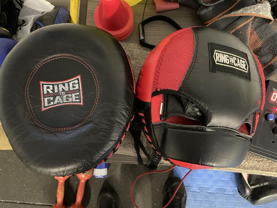 Професійні лапи RING TO CAGE Deluxe Air mitts EXTRA THICK