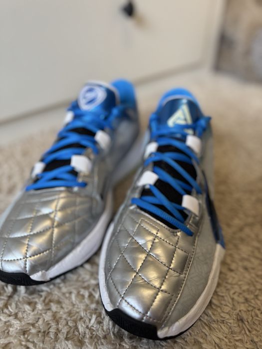 Buty sportowe do koszykówki Nike Freak 5 Ode to Your First Love