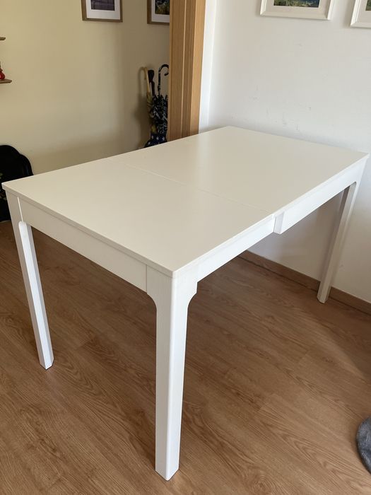 Mesa branca extensível IKEA