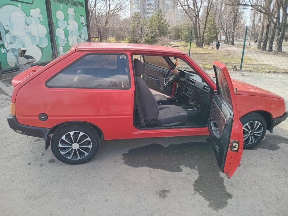 Продам таврію 1102