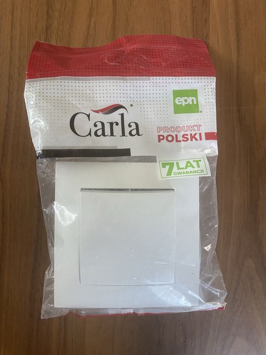 Carla EPN gniazdka włączniki