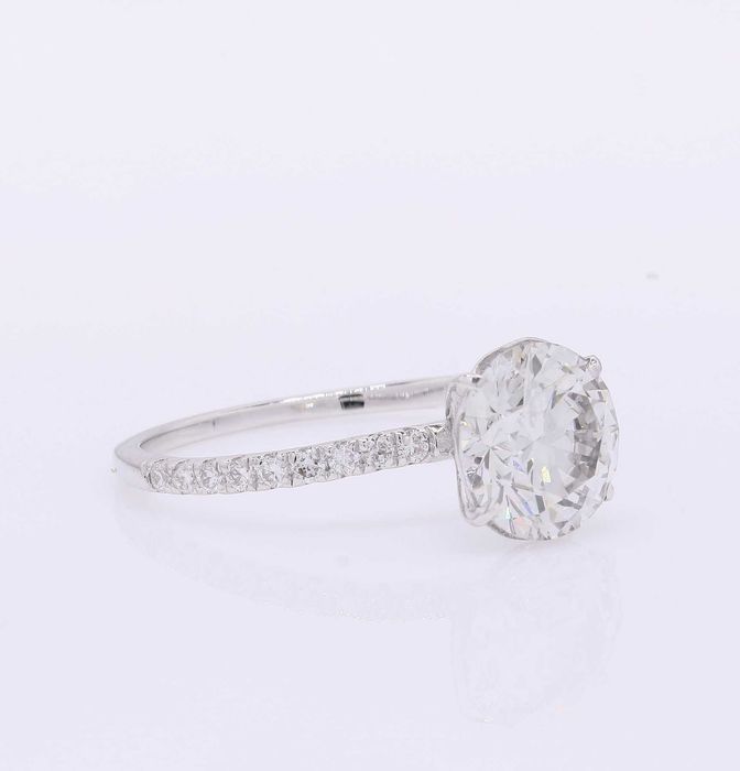 Anel de Diamante 2,30 ct em Ouro Branco 14K – Certificado HRD