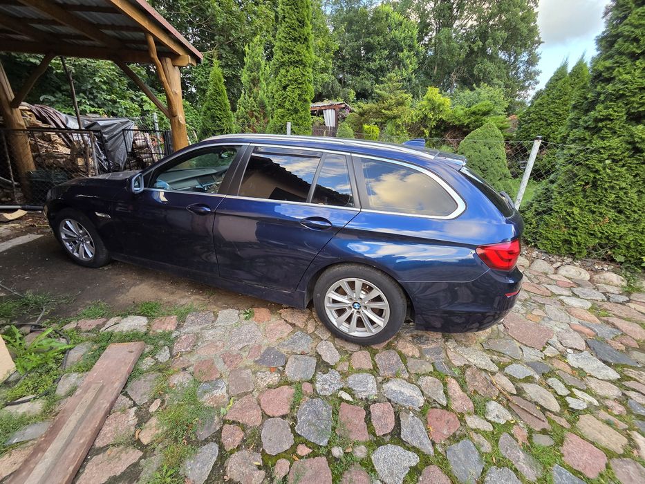BMW Seria 5 F11 520d Anglik V5c