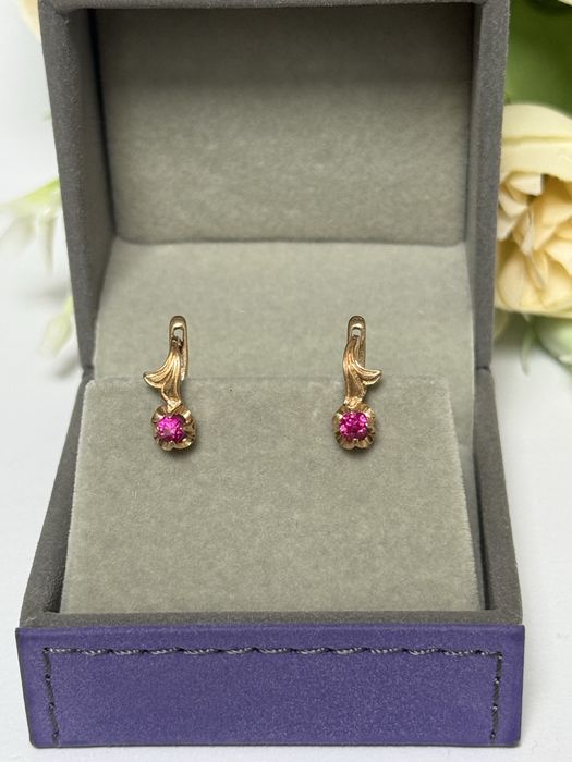 Золотые серьги 583 пробы