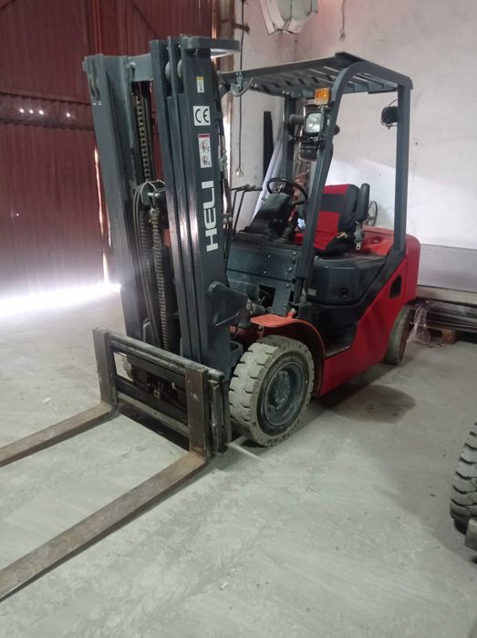 Автонавантажувач дизельний HELI