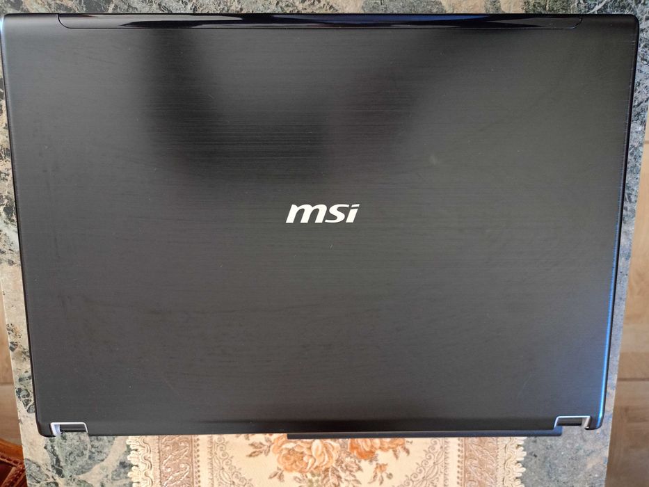 3 Laptopy MSI, HP, Bellagio