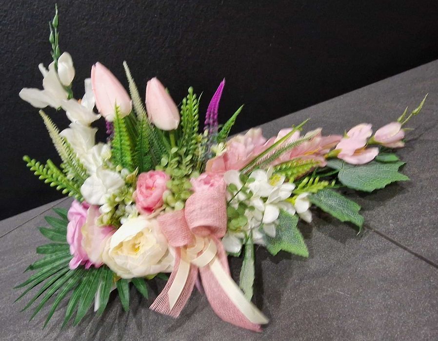 Komplet 4 kompozycji kwiatowych na grób 3xstroik +wkład do wazonu WG96