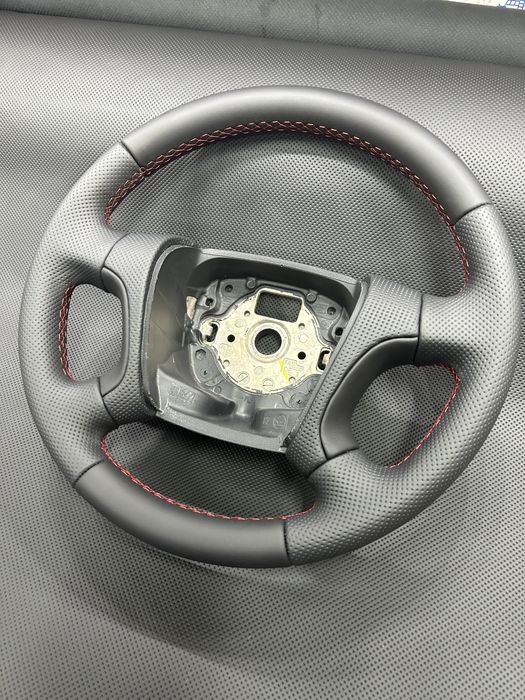 Обшивка руля,перетяжка руля,перешив руля,руль
