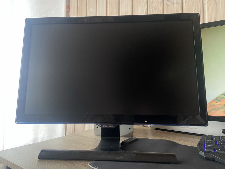 Монітор 22" Samsung S22E390H FullHD