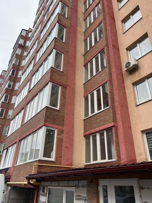 Продаж комерційного приміщення в новобудові по вул.Антонича 5б (Сихів)