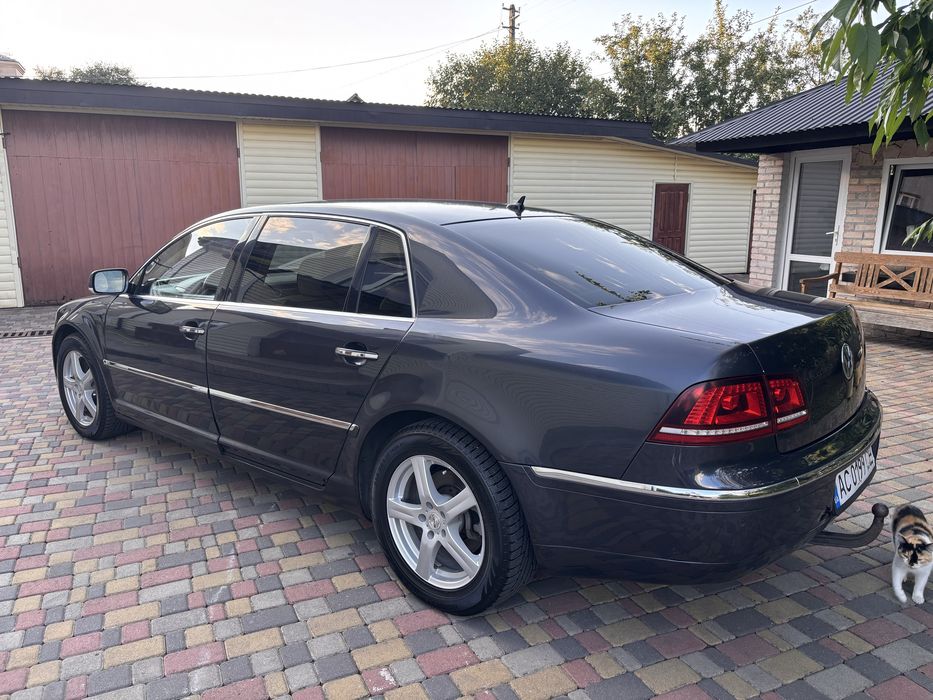 Volkswagen Phaeton 2012