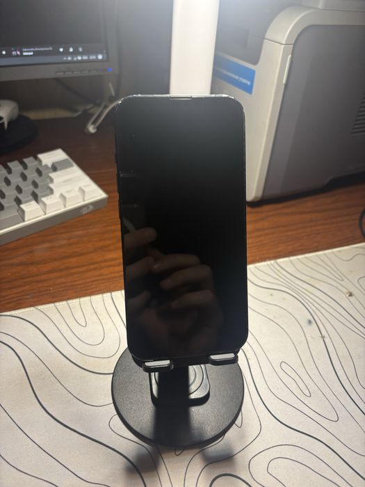 Iphone 13, 256GB 83%  оценка 7,5/10