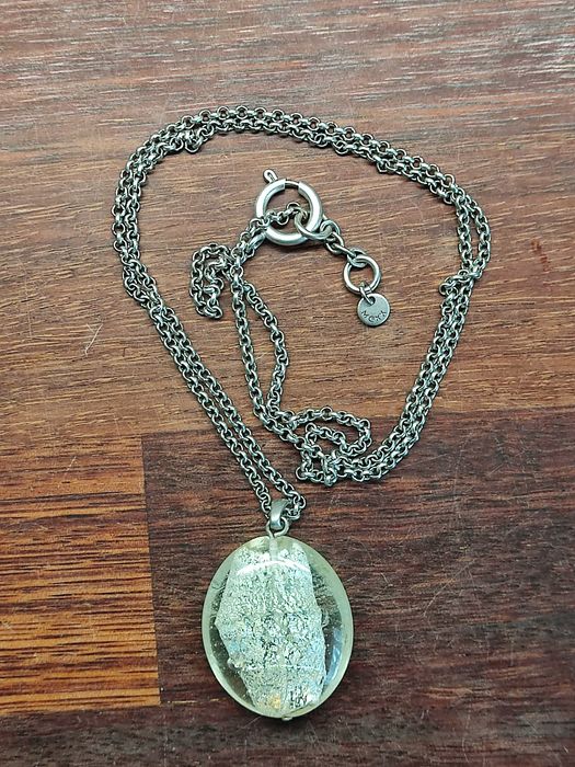 Długi naszyjnik z zawieszką MEXX białe szkło kamień vintage