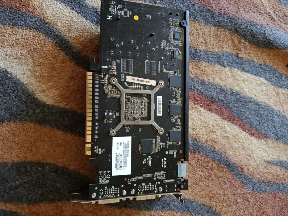Nvidia gts 450 1gb 128 bit.