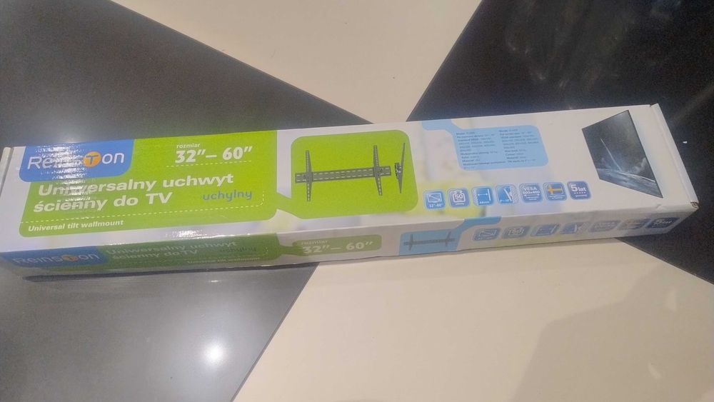 Uniwersalny uchwyt ścienny do TV