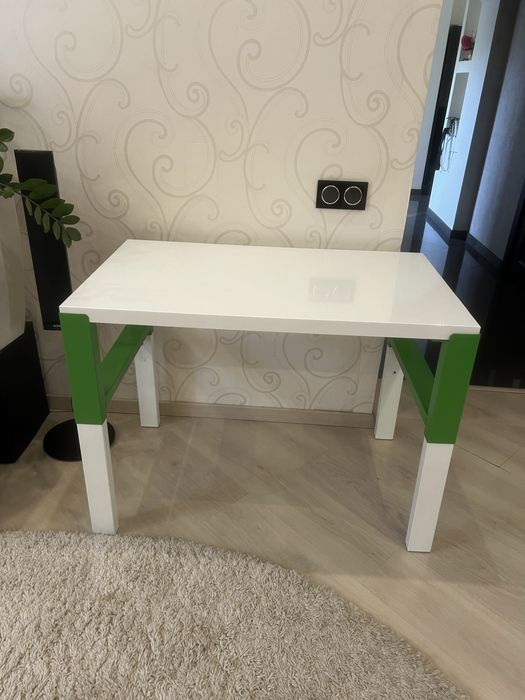 Стіл шкільний і стул парта ikea