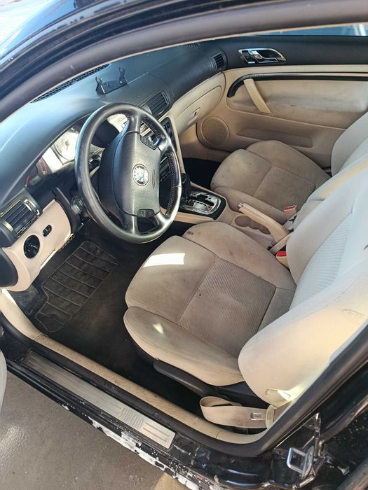 Škoda Superb 2004