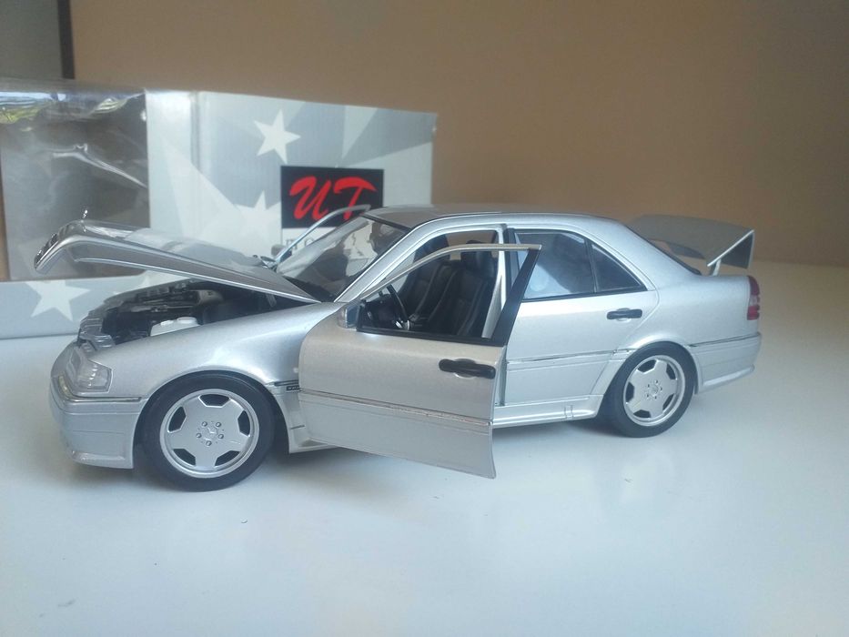 модель 1.18 MERCEDES BENZ C36 3.6 AMG 1997