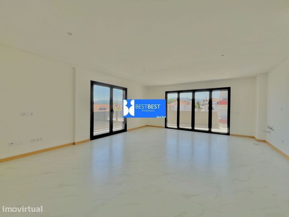 Apartamento T3 Novo Em Arco De Baúlhe, Braga