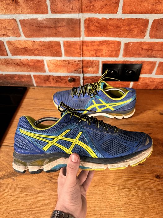 męskie, niebiesko-żółte buty do biegania Asics GT-2000 3.