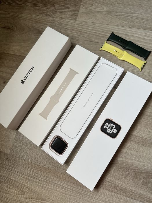 Apple Watch SE 40mm Gold