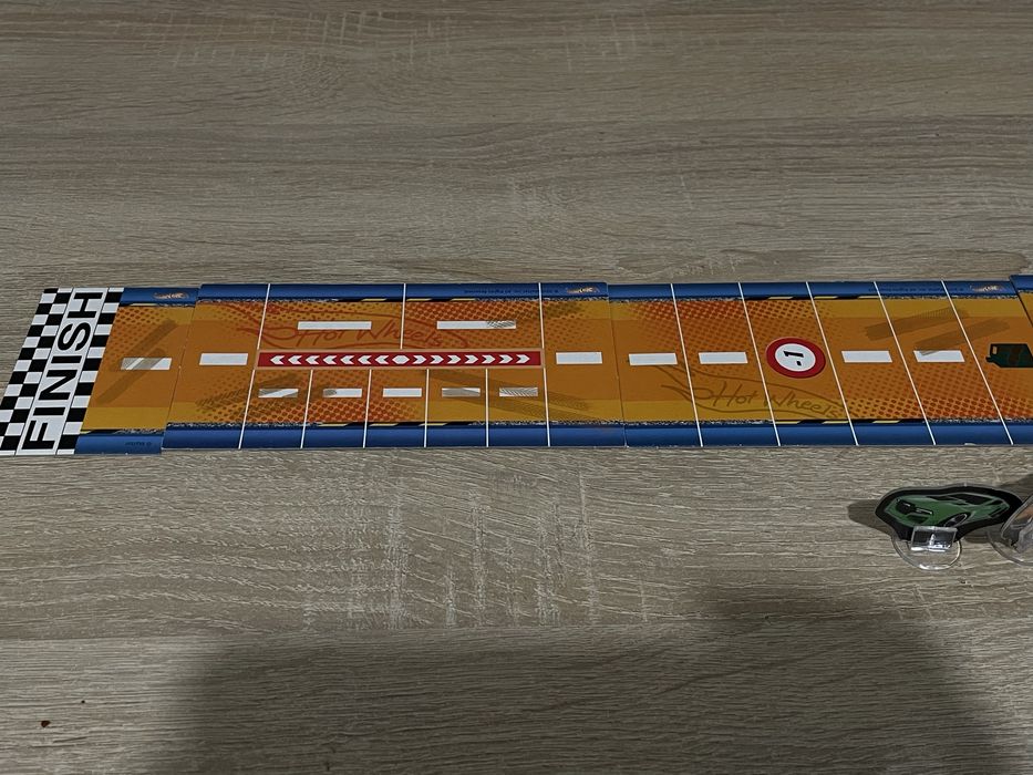 Настільна гра hot wheels: 200 грн. - Детские настольные игры