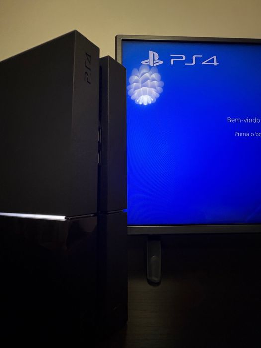 PS4 c/ 2 comandos