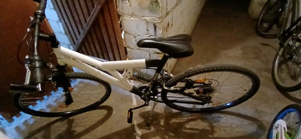 Sprzedam rower,  sprawny dla mnie za duży