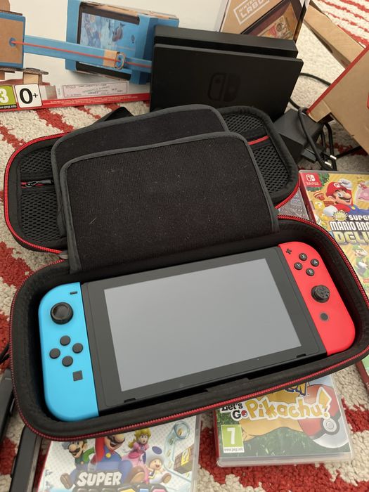 Nintendo Switch V1 + bolsa + 6 Jogos + Nintendo Labo