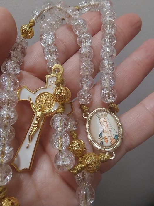 Różaniec z wizerunkiem Matki Najświętszej