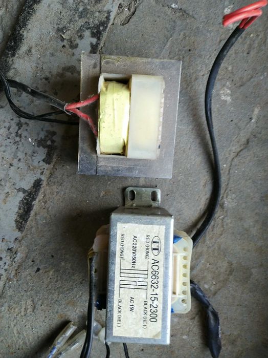 Тороідальні і трансформатори для зарядних пристроїв АКБ чи іншого.